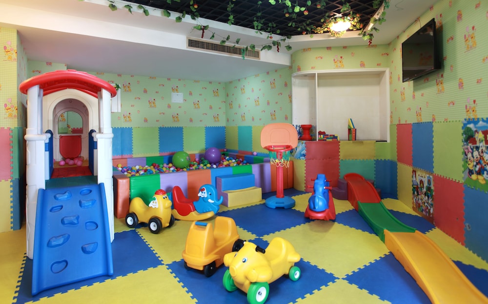 Childrens Play Area - Indoor