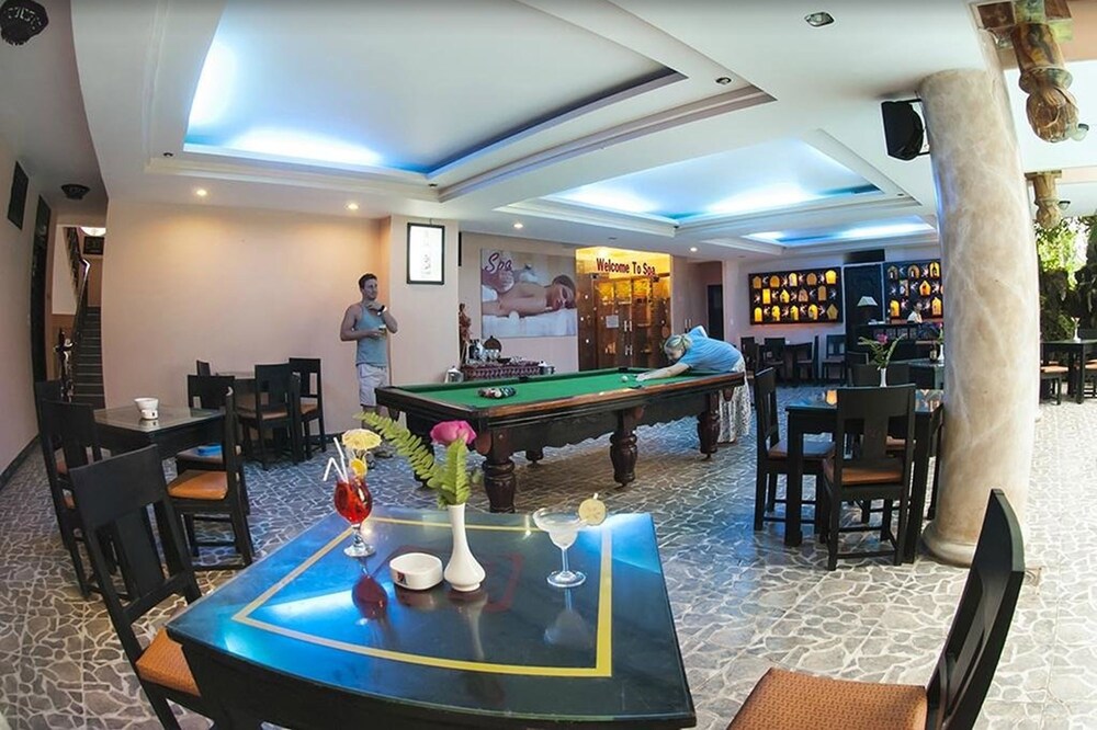 Hotel Bar