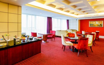 Executive Lounge