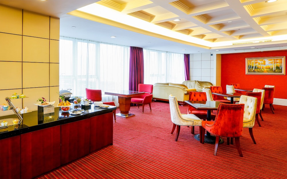 Executive Lounge