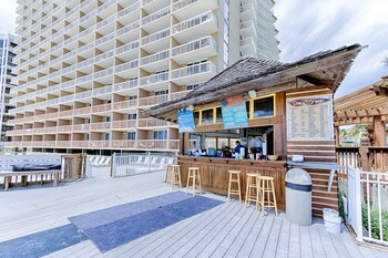 Poolside Bar