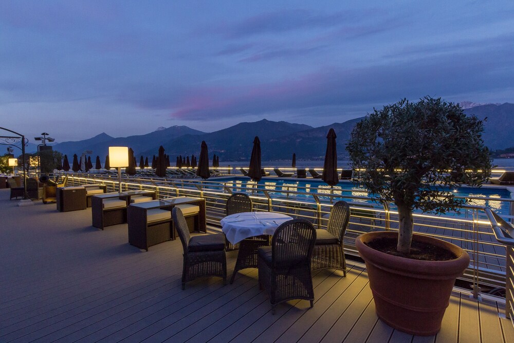 Rooftop Pool