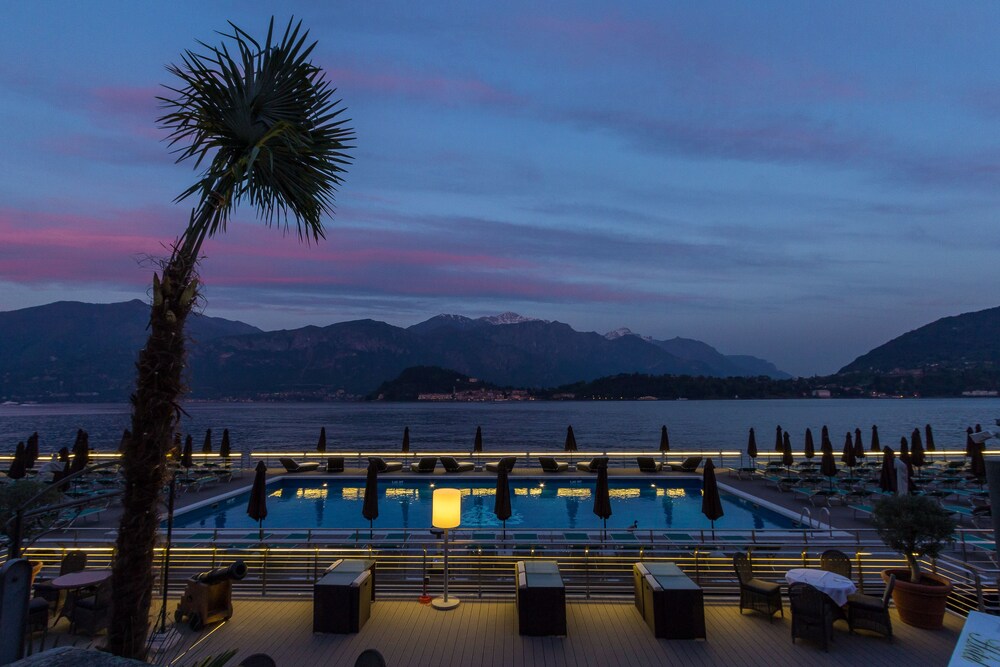 Rooftop Pool