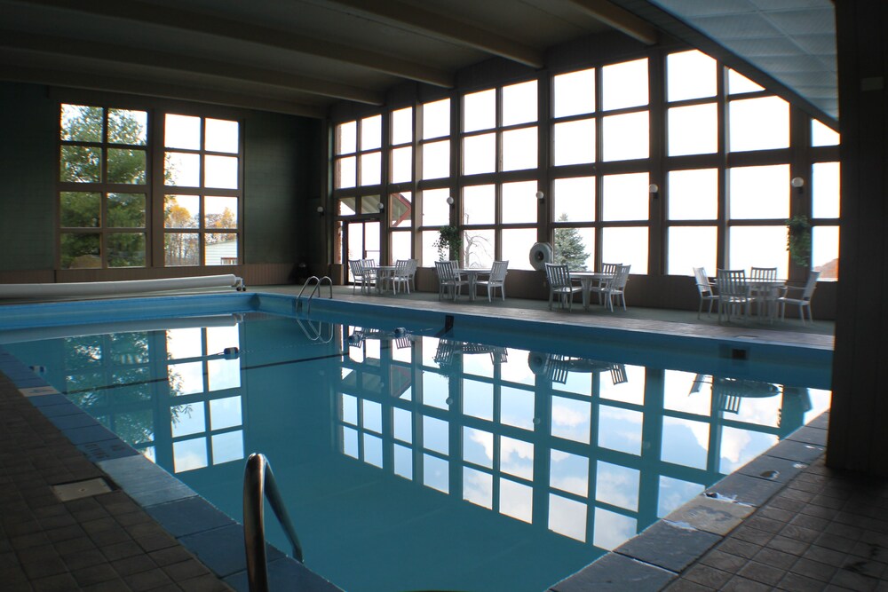 Exercise/Lap Pool
