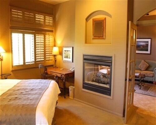 Premium Suite - Room