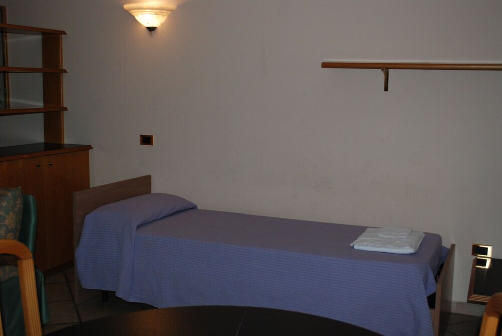 Guestroom View