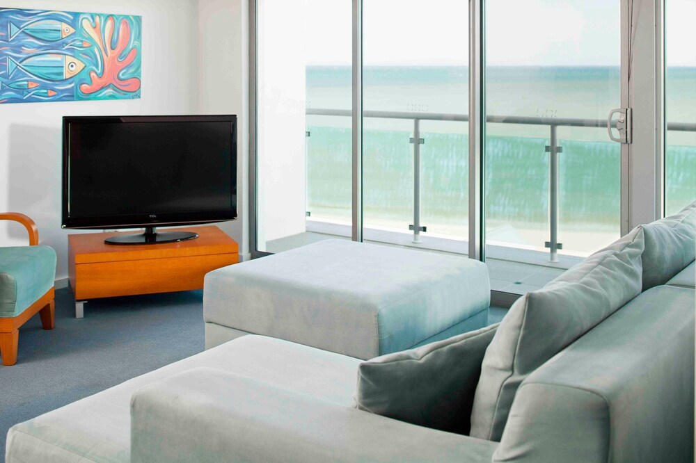 Two Bedroom Apartment - Guestroom