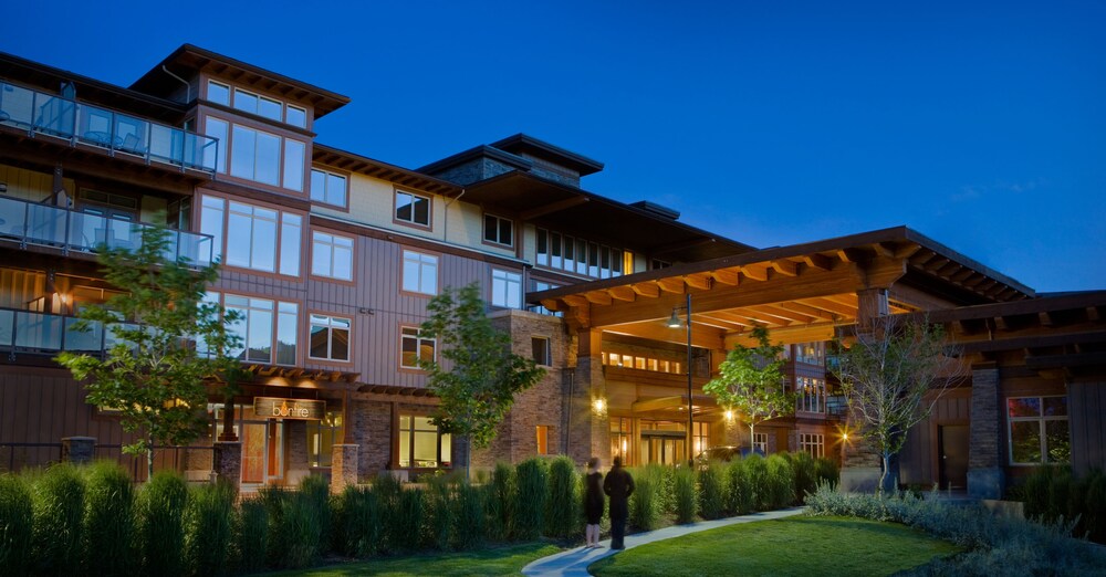 Hotel Front