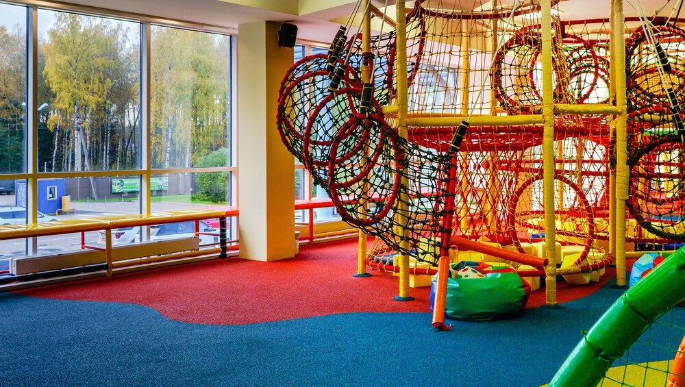 Childrens Play Area - Indoor