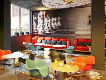 Hotel Bar
