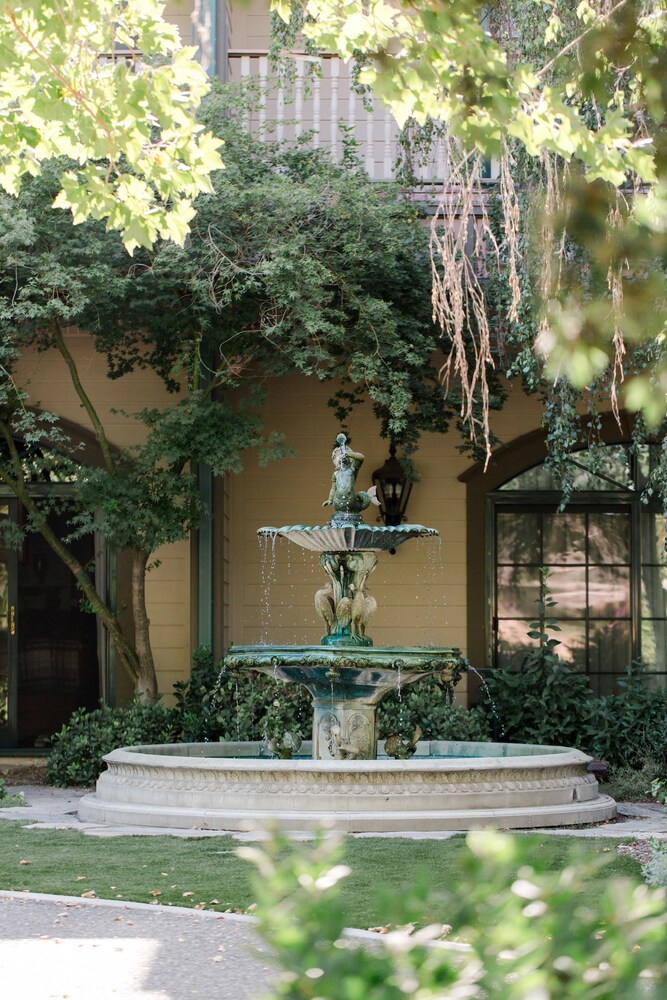 Fountain