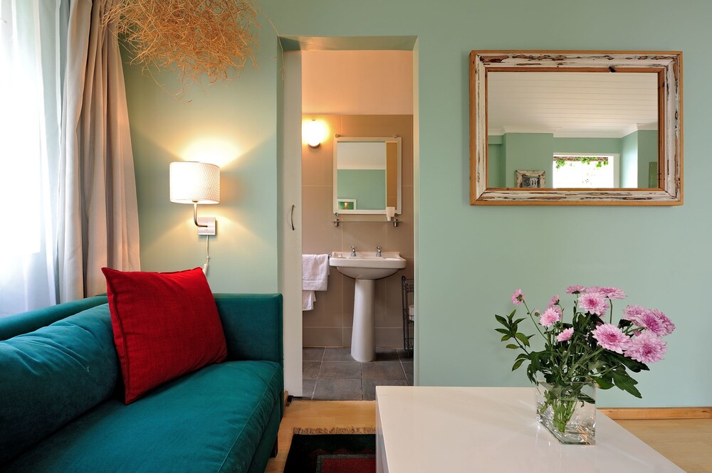 Garden Cottage - Guestroom