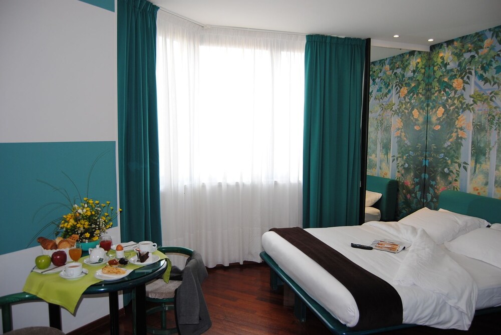 Guestroom
