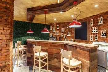 Hotel Lounge