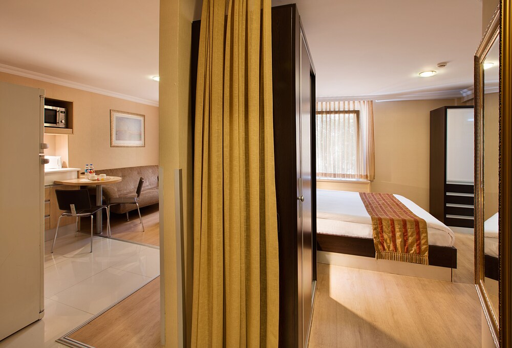 Guestroom View