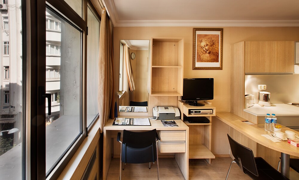 In-Room Business Center