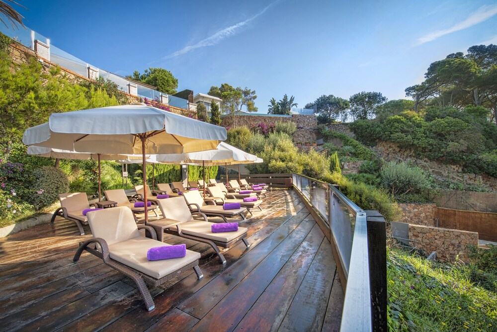 Sundeck