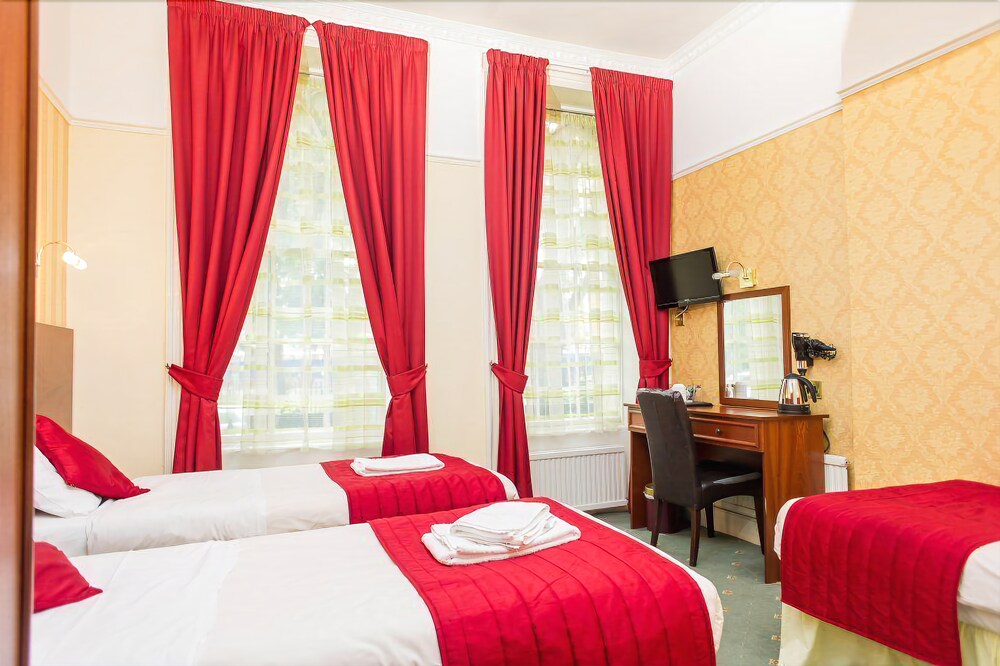 Guestroom