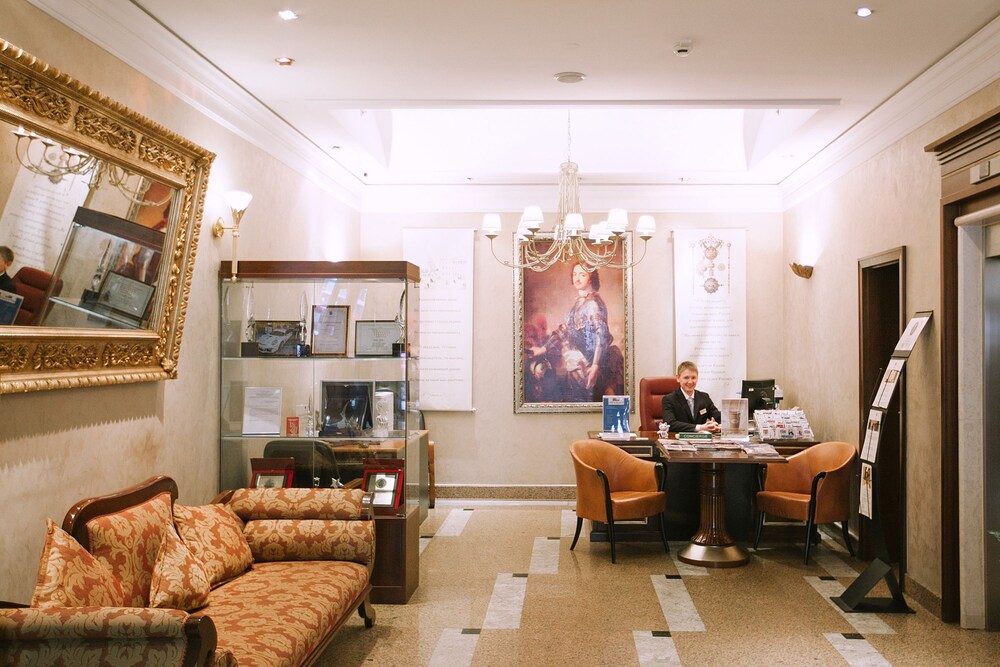 Concierge Desk