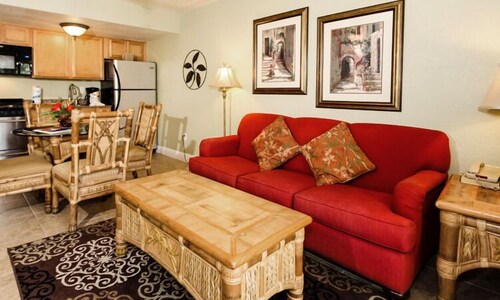 1 Bedroom King or Queen Standard View - Living Area