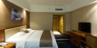 Classic Room, 1 King Bed