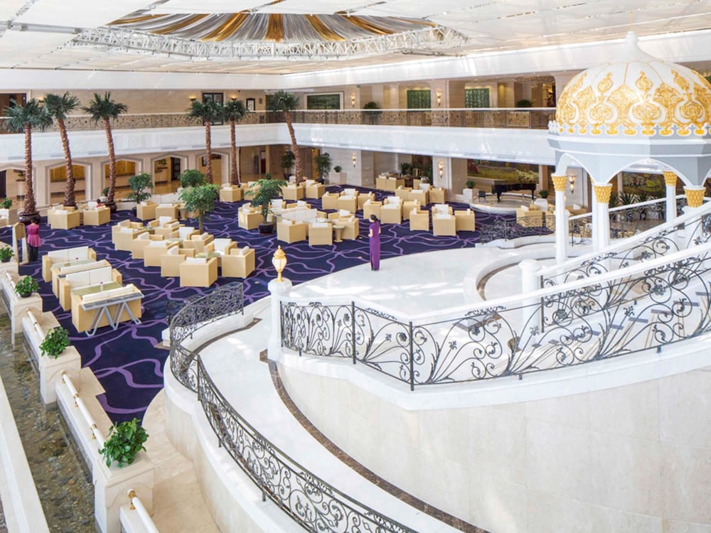 Hotel Bar