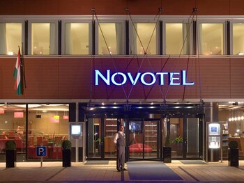 Hotel Front - Evening/Night