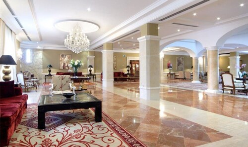 Hotel Cรกndido