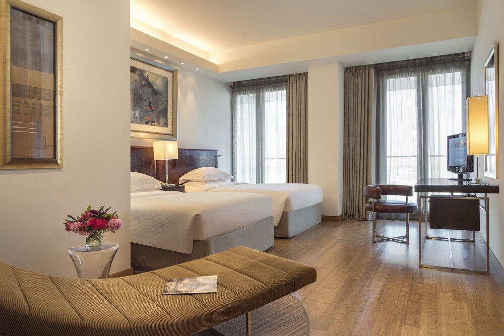 Deluxe Suite, 3 Bedrooms - Guestroom