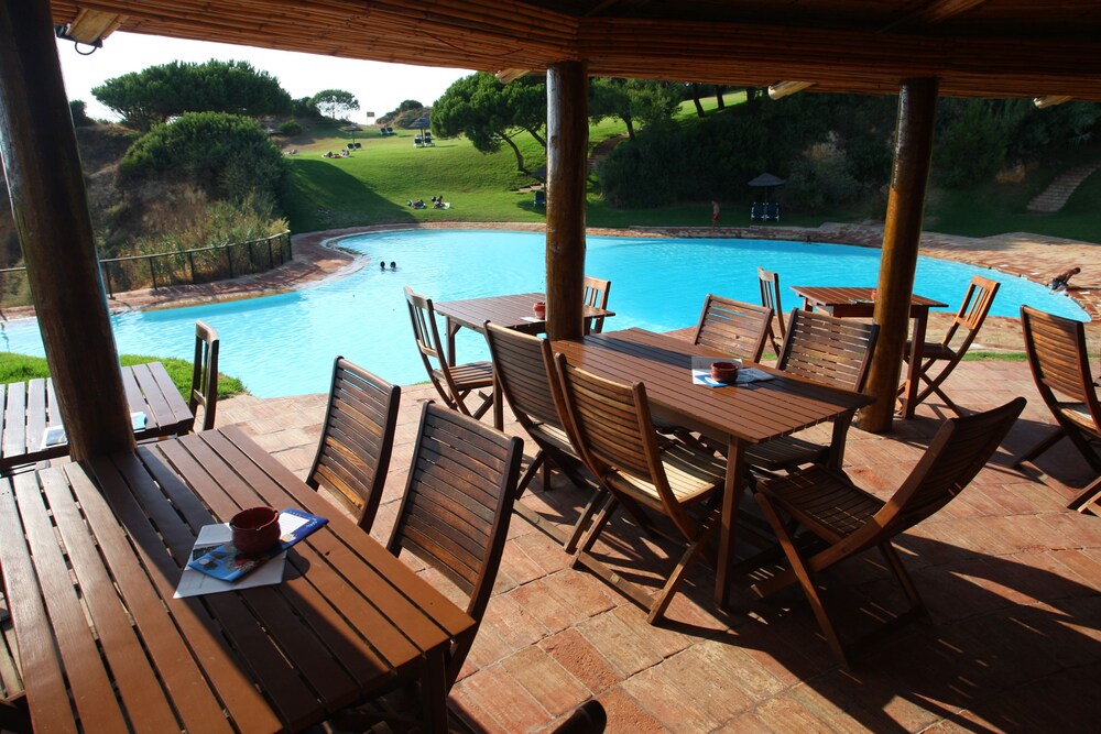 Poolside Bar