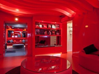 Hotel Bar