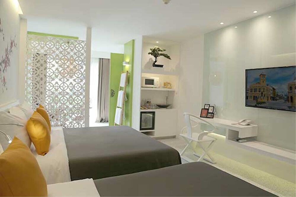 Guestroom