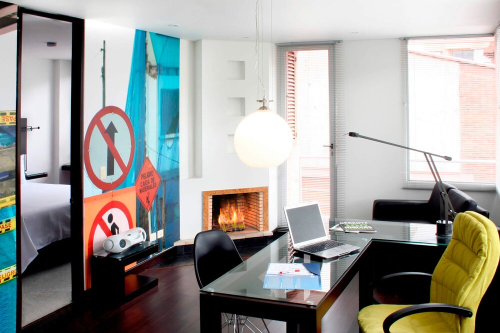 In-Room Business Center