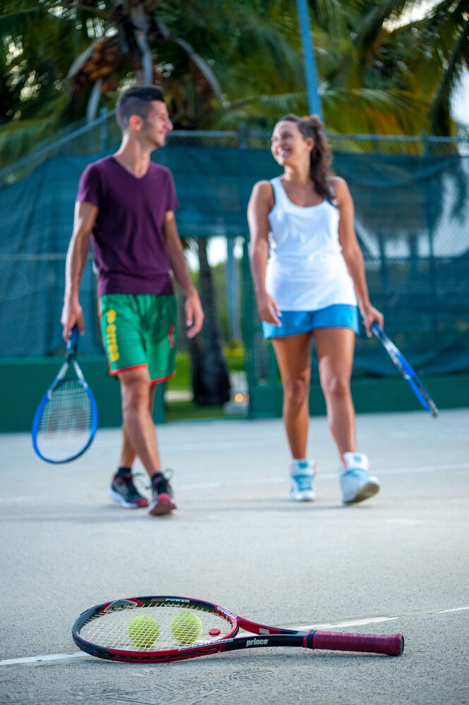 Tennis court, Caribe Deluxe Princess - All Inclusive