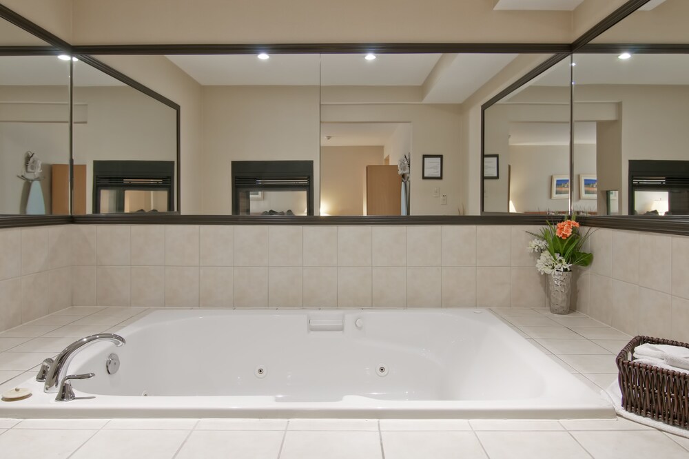 Jetted Tub