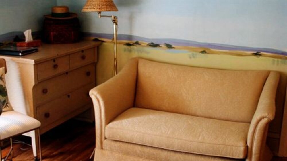 Guestroom