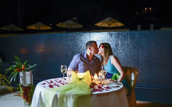 Couples Dining
