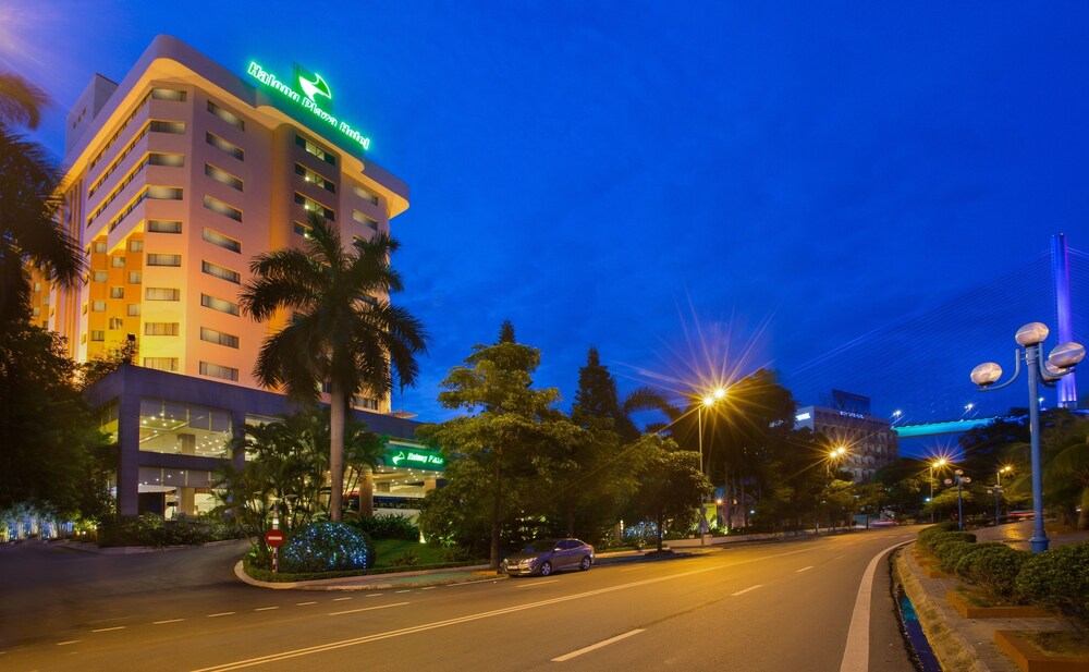 Hotel Front - Evening/Night