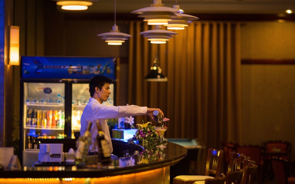 Hotel Lounge
