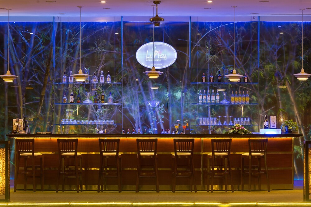 Hotel Lounge