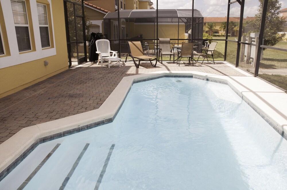 Luxury Villa, 4 Bedrooms, Pool Access - Guestroom