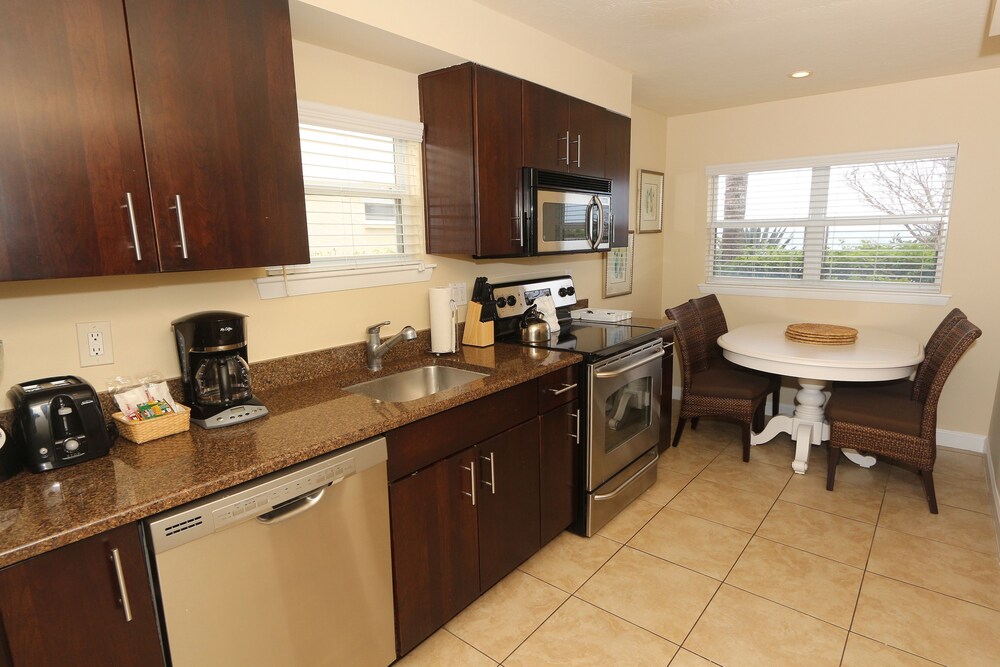 One bedroom deluxe - In-Room Kitchen