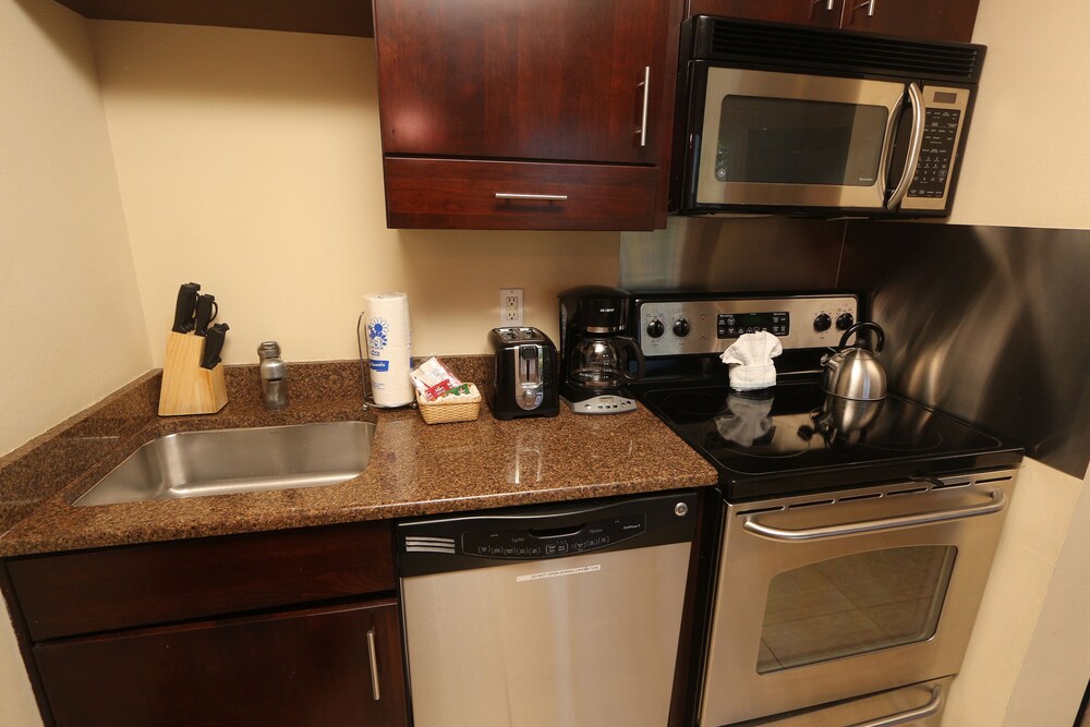 Studio Suite - In-Room Kitchen