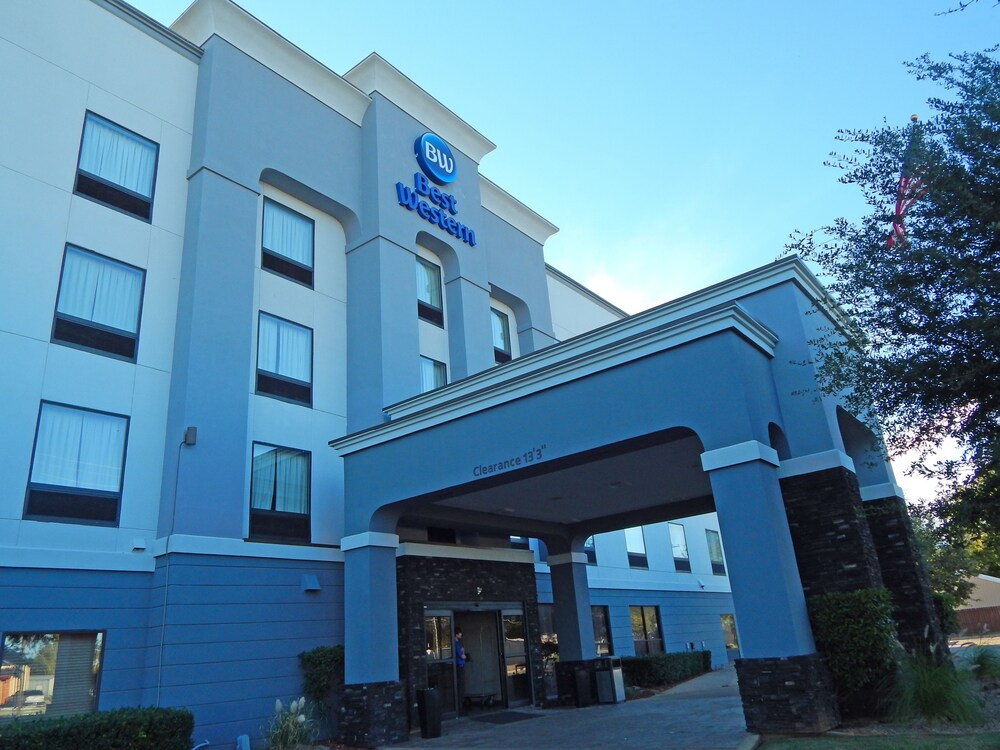 Hotel Entrance