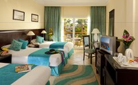 Standard Room, 3 Twin Beds, Garden View