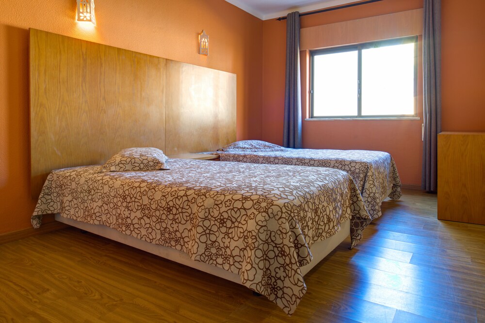 Standard Apartment, 2 Bedrooms - Guestroom