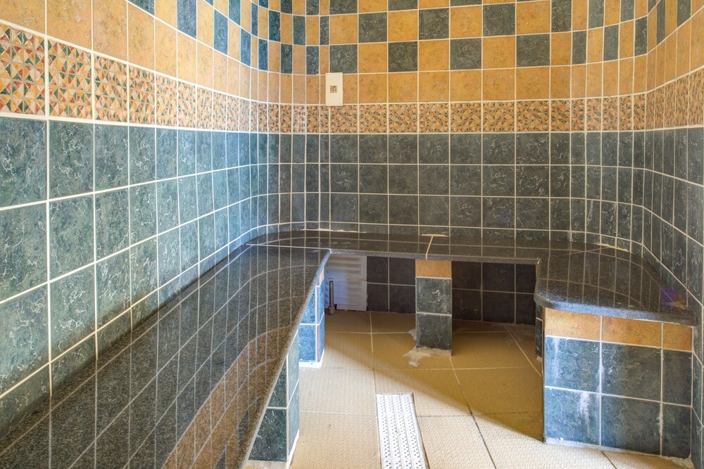 Steam Room