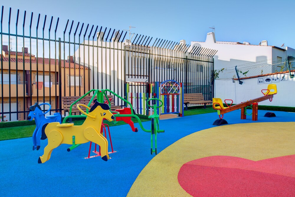 Childrens Play Area - Outdoor