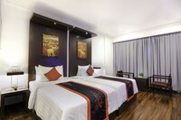Deluxe Double Room, 1 Bedroom, Private Bathroom, City View