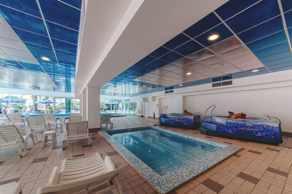 Bain à remous intérieur